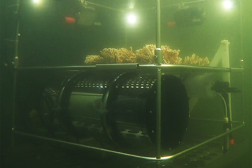 ©Fraunhofer IKTS: Das mobile Unterwasser-Labor »Minilab« des Fraunhofer SOT ermöglicht das Testen von neuen Sensoren sowie neuer Materialien und Antifouling-Beschichtungen unter maritimen Bedingungen.